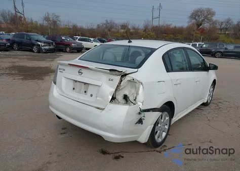 2010 Nissan Sentra 2.0Sr z USA, uszkodzony, nr VIN 3N1AB6AP0AL709127